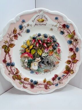 Royal Doulton Pink and Blue Autumn Bunny & Berry Decorative Plate